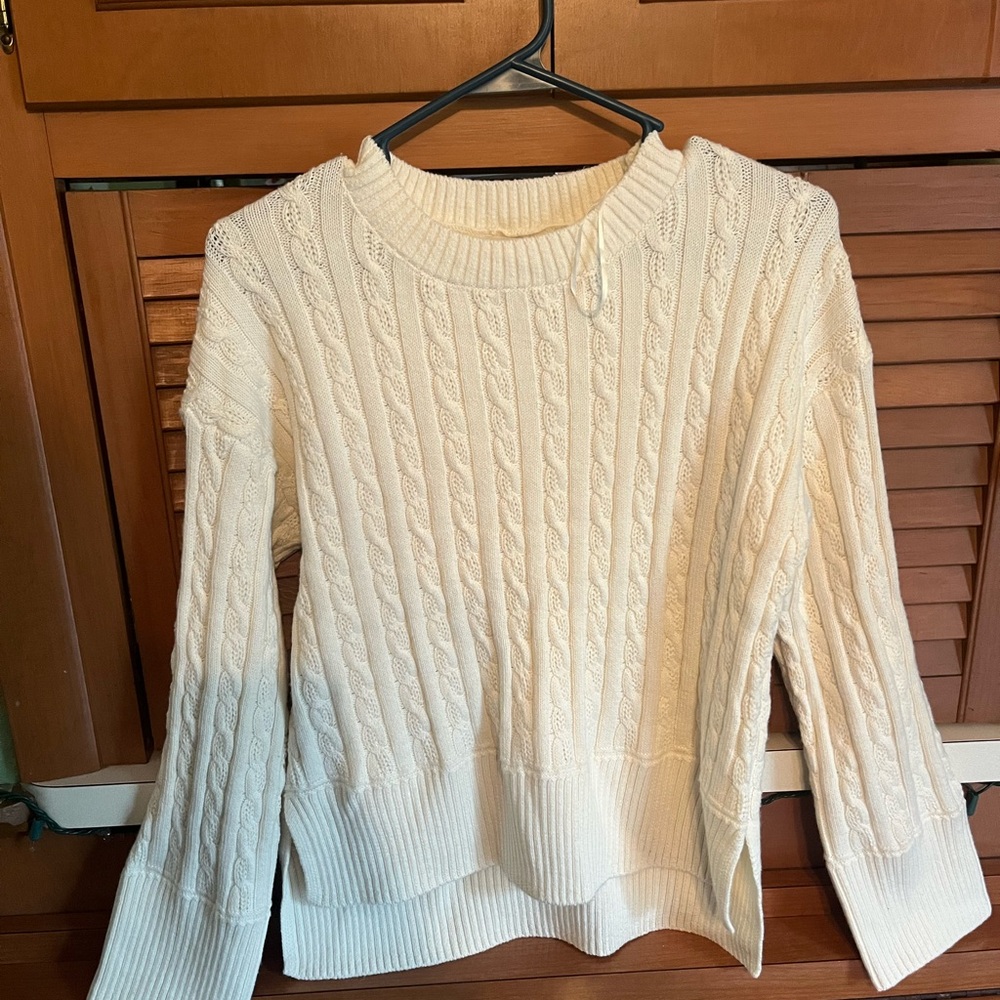 Elegant Cream Cable Knit Sweater